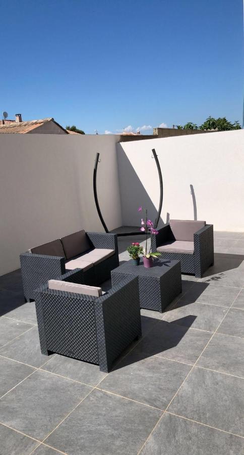 Maison De L'Occitanie Villa Bessan Luaran gambar